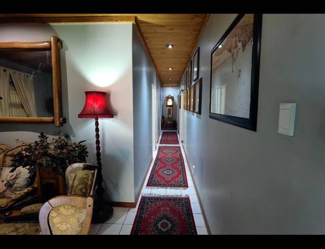 7 BEDROOM HOUSE FOR SALE IN RICHMOND ESTATE